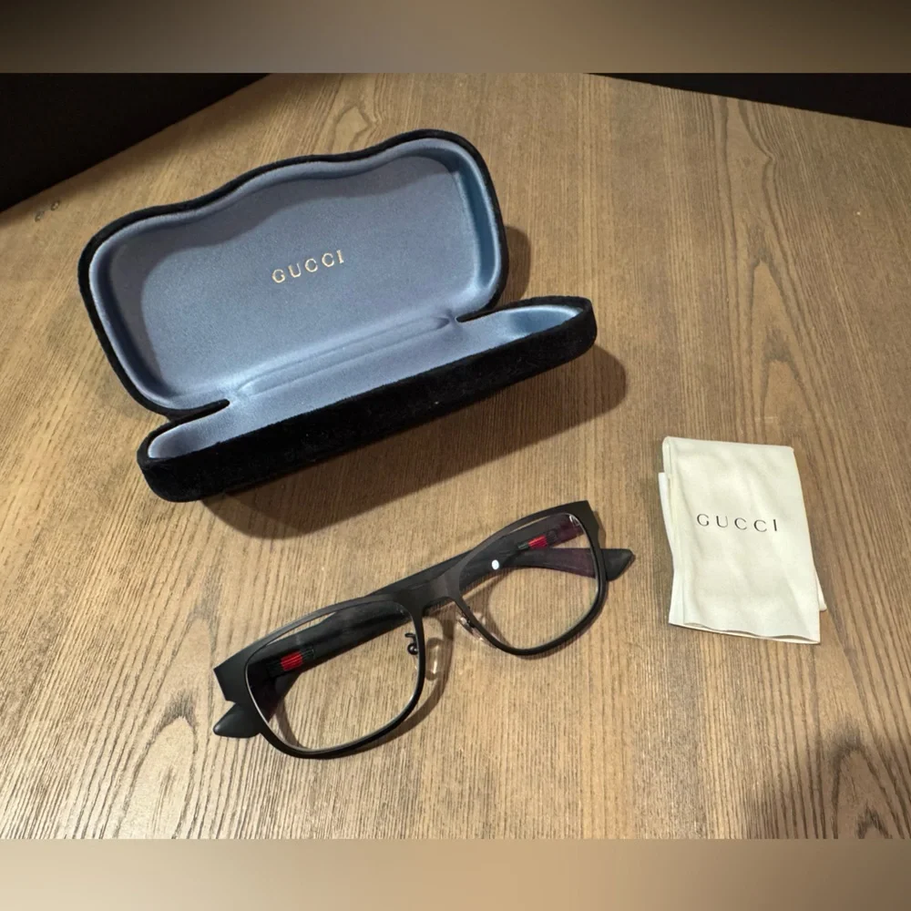 Gucci Men Urban GG00130 Black Prescription Eyeglasses with Case and Cloth. - Picture 4 of 16